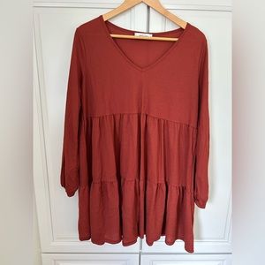 Carly Jean Los Angeles Long Sleeve Tiered Rust Babydoll Dress, size Medium